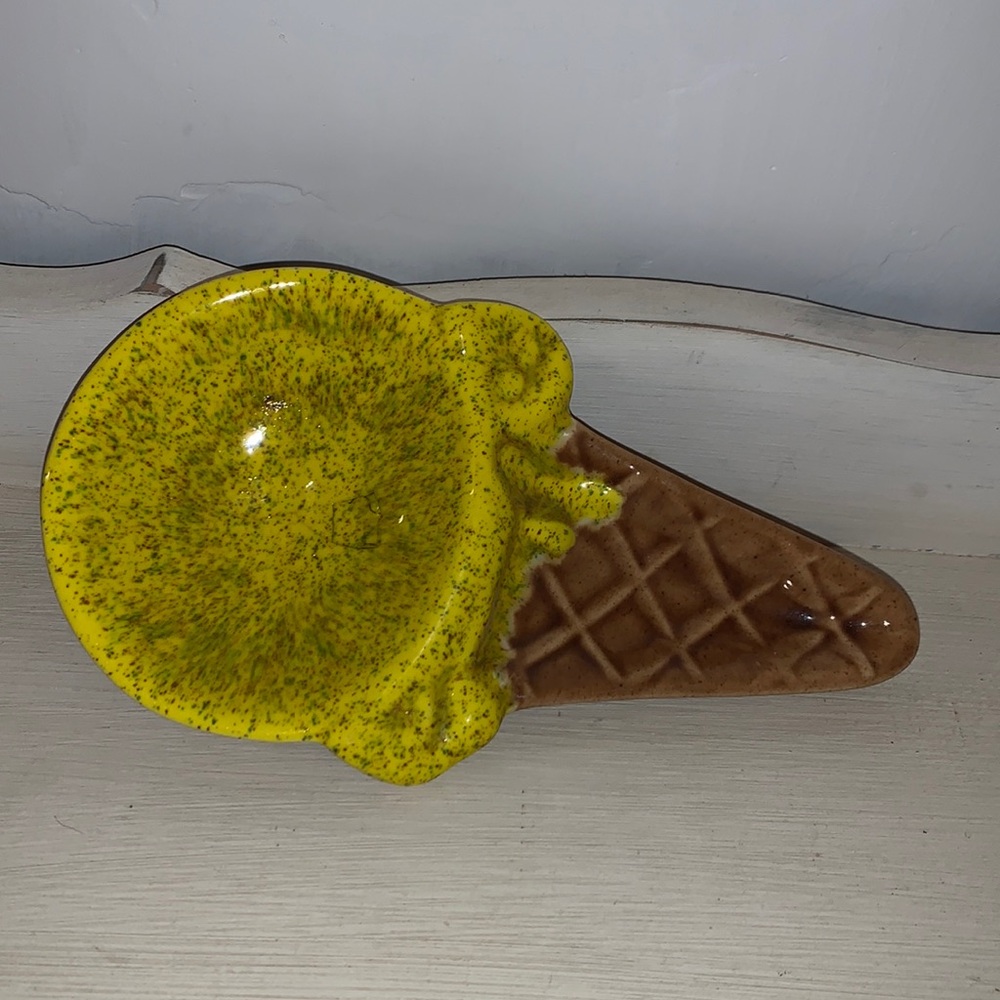 Vintage Ice Cream Trinket Dish